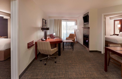 Gravenhurst Hotel | Residence Inn by Marriott Gravenhurst Muskoka Wharf