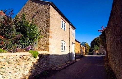 Brackley Hotel | The Crewe Arms