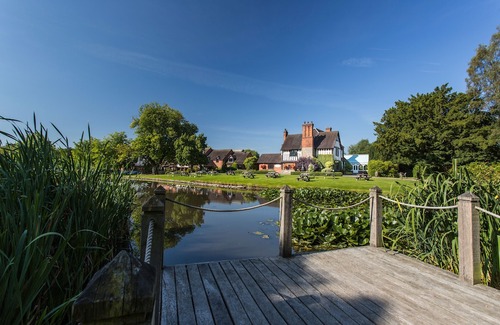 Acton Trussell Hotel | The Moat House