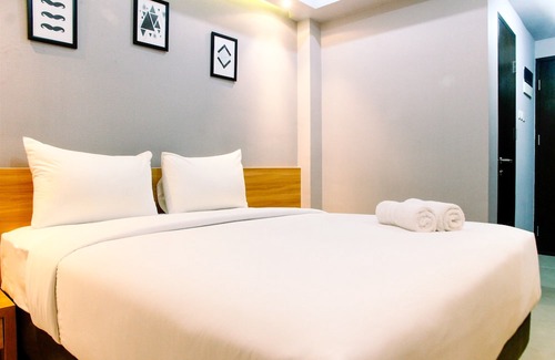 Cikarang Hotel | Modern and Comfy Studio @ Mustika Golf Apartment