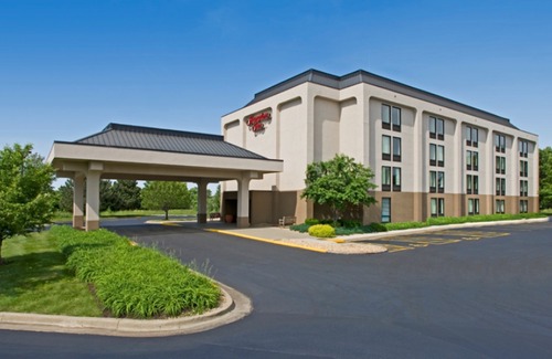 Waldron Hotel | Hampton Inn Kansas City - Airport