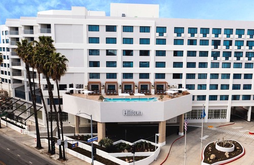 Downtown Hotel | Hilton Santa Monica Hotel & Suites