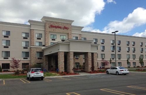 Auburn Hills Hotel | Hampton Inn Detroit/Auburn Hills South