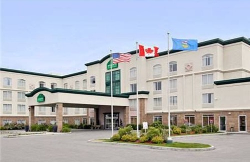 Midnapore Hotel | Wingate by Wyndham Calgary South