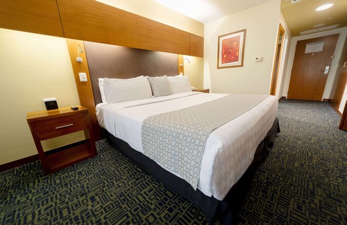 Simon Bolivar Hotel | TRYP by Wyndham Guayaquil