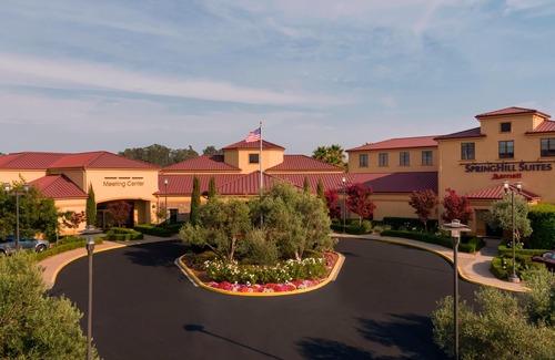 Napa Hotel | SpringHill Suites Napa Valley