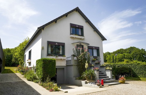 Rolleboise Hotel | Domaine de La Corniche