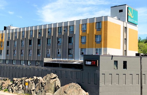 Sudbury Hotel | Quality Inn & Conference Centre Downtown Sudbury