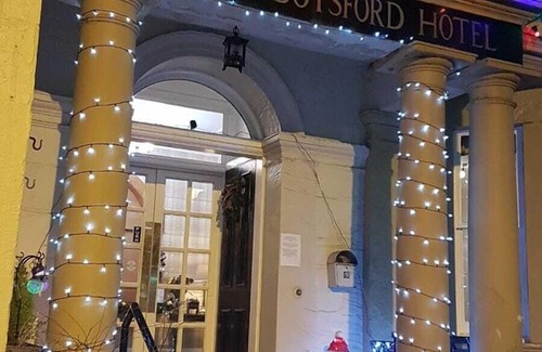 Melrose Hotel | George and Abbotsford Hotel