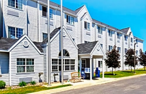 Rochester Hotel | Microtel Inn & Suites by Wyndham Rochester North Mayo Clinic