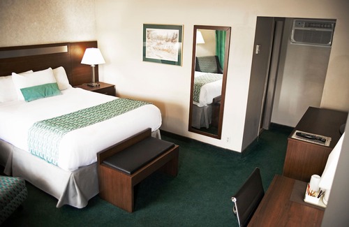 Quesnel Hotel | Ramada by Wyndham Quesnel