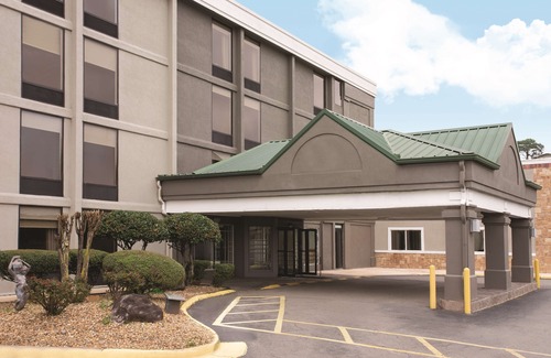 North Little Rock Hotel | Country Inn & Suites by Radisson, North Little Rock, AR