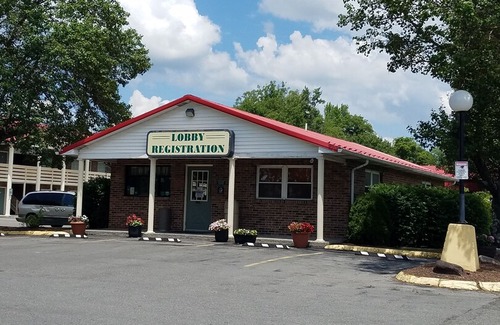 Fayetteville Hotel | Quality Inn New River Gorge