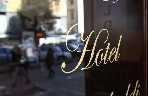 Naples City Centre Hotel | Garibaldi Suite