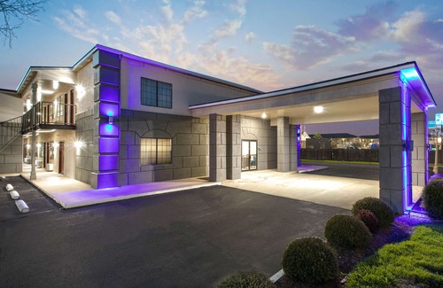 Bellmead Hotel | Days Inn by Wyndham Waco