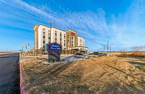 Lusta Hotel | Hampton Inn & Suites Pryor