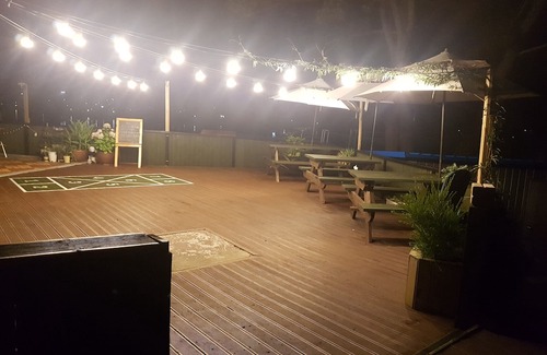 Yongnam-myeon Hotel | Tongyeong Iris Pension