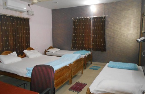 Bhubaneshwar Hotel | WeKare Guest House