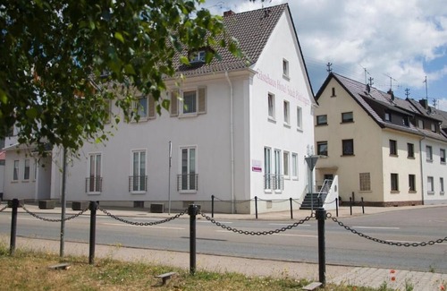 Puttlingen Hotel | Domizil Alte Post
