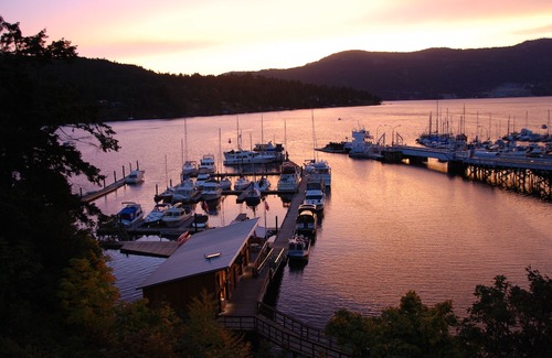 Brentwood Bay Hotel | Brentwood Bay Resort & Spa