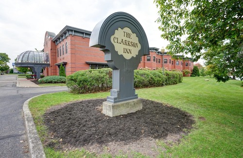 Potsdam Hotel | The Clarkson Inn