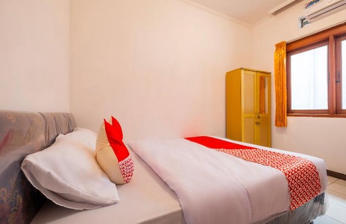 Bandung Hotel | Sinulingga Residence