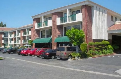 Lake Forest Hotel | Quality Inn & Suites Irvine Spectrum