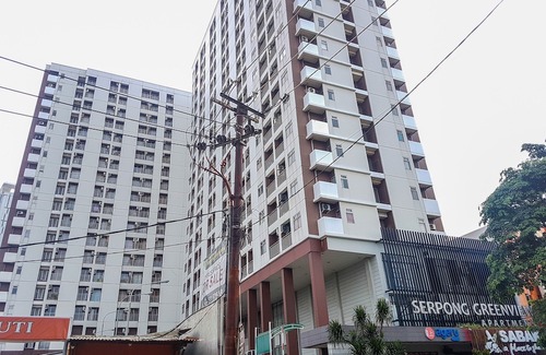 Serpong Hotel | Cozy and Simply Studio at Serpong Greenview Apartment