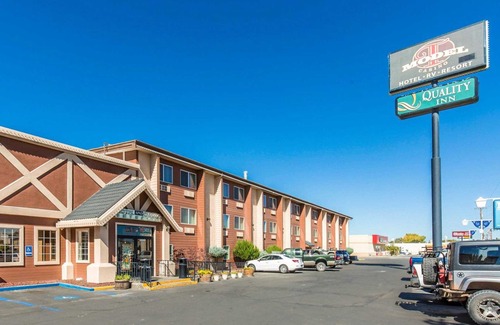 Winnemucca Hotel | Quality Inn Winnemucca- Model T Casino