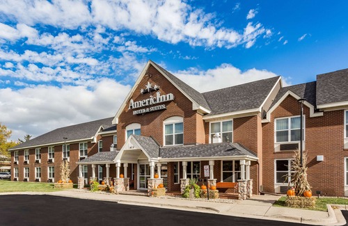 Burnsville Hotel | AmericInn by Wyndham Burnsville