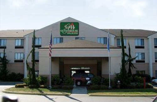 Monroe Hotel | Evergreen Inn & Suites