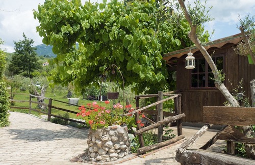 Frasso Telesino Hotel | Villa de Luccheri