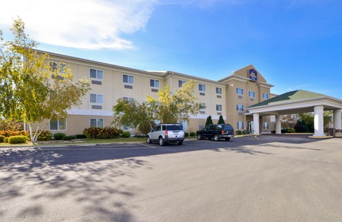 Sparta Hotel | Best Western Plus Sparta Trail Lodge