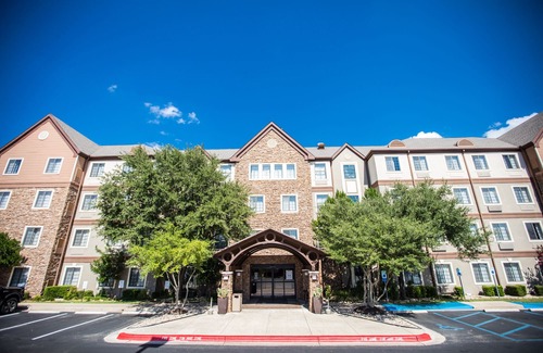 Gateway Hotel | Sonesta ES Suites Austin the Domain Area