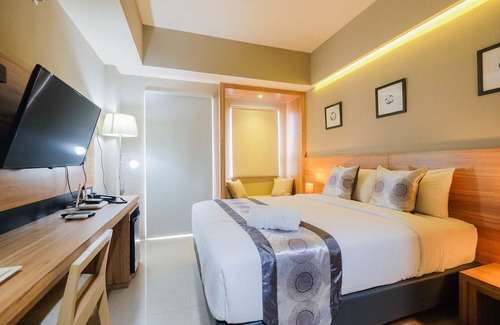 Cikarang Hotel | Comfortable and Fully Furnished Studio Apartment at Mustika Golf Residence