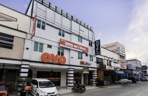 Wakaf Che Yeh Hotel | OYO 718 MR J Hotel Wakaf Che Yeh 1