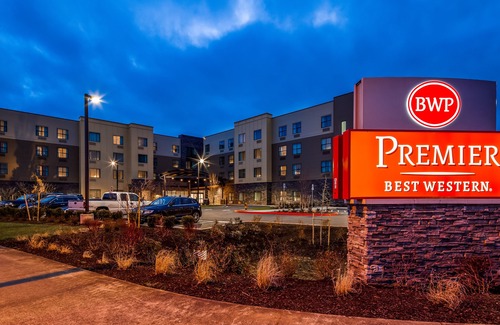 Vancouver Hotel | Best Western Premier Hotel at Fisher's Landing