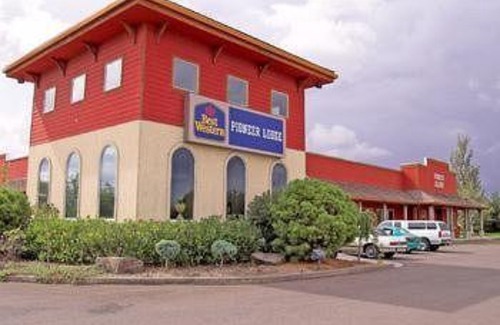 Halsey Hotel | Travelodge by Wyndham Pioneer Villa
