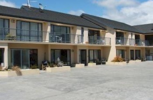 Motueka Hotel | Avalon Manor Motel