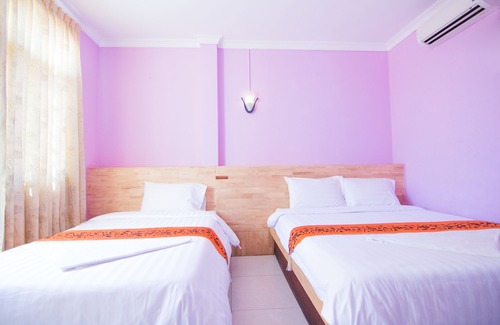 Prampir Makara Hotel | Kim Guesthouse