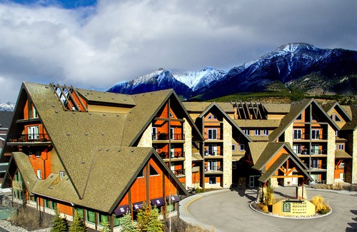 Canmore Hotel | Grande Rockies Resort
