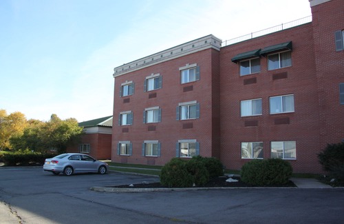 Canton Hotel | Holiday Inn Express Canton, an Ihg Hotel