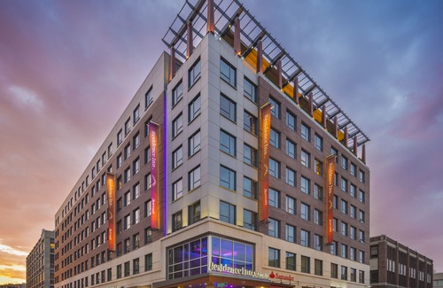 West Fens Hotel | Residence Inn by Marriott Boston Back Bay/Fenway