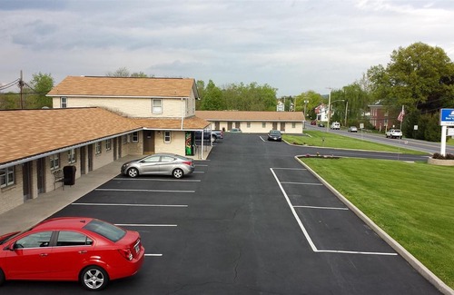 Campbelltown Hotel | Americas Best Value Inn - Palmyra/Hershey