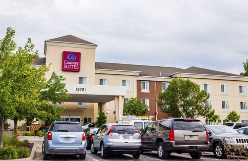 Independence Hotel | Comfort Suites - Independence