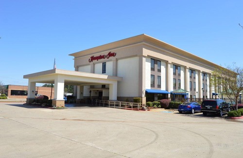 Marshall Hotel | Hampton Inn Marshall