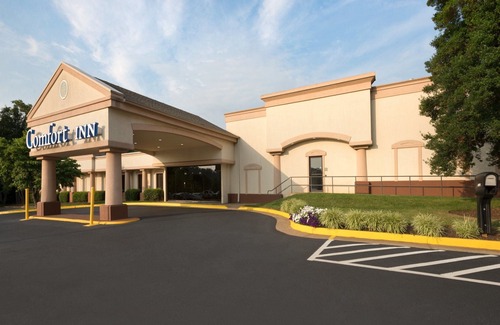 Charlottesville Hotel | Comfort Inn Monticello