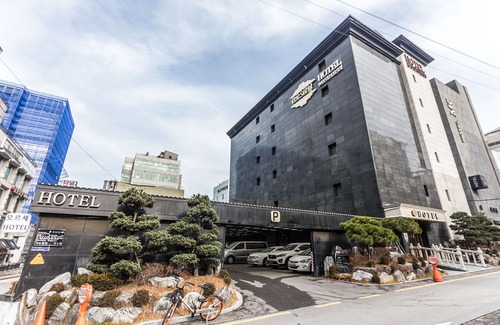 Ingye-dong Hotel | Orsay Business Hotel Suwon