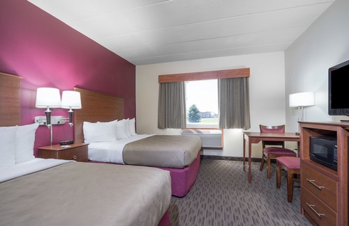 Baldwin Hotel | Cobblestone Hotel & Suites - Baldwin