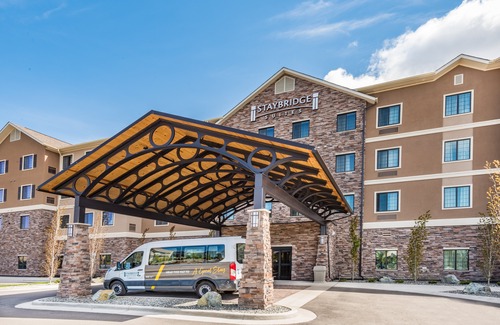 Midtown Anchorage Hotel | Staybridge Suites Anchorage, an Ihg Hotel